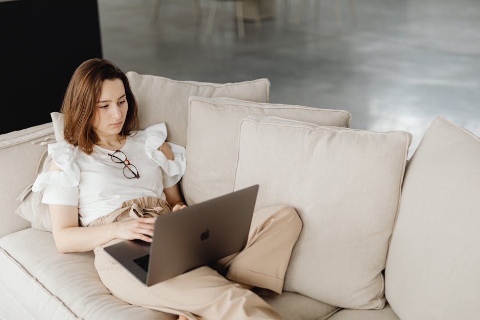 Remote Work in 2025: Navigating the New Normal of Flexible Employment