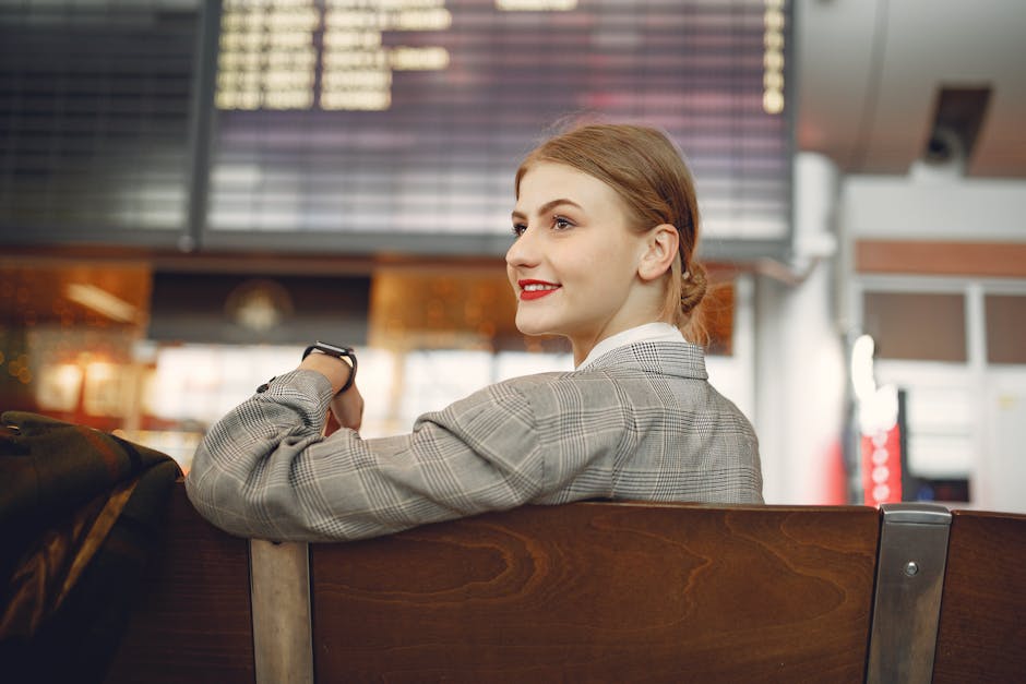 Staying Connected: A Guide to International SIM Cards and eSIMs